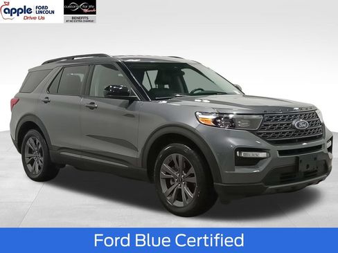 Certified 2024 Ford Explorer XLT w/ Equipment Group 202A AWD/4WD image 1