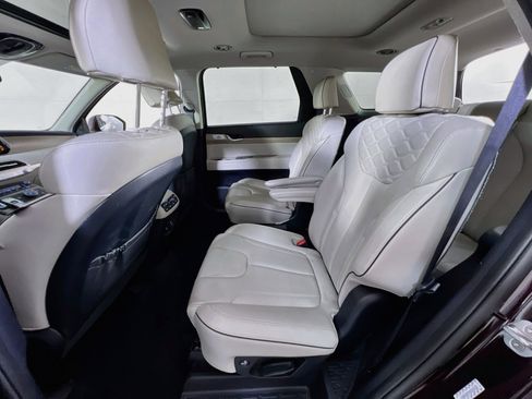 Used 2021 Hyundai Palisade Limited image 26