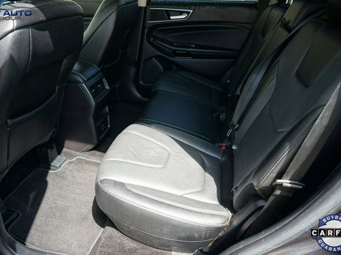 Used 2018 Ford Edge Titanium image 21