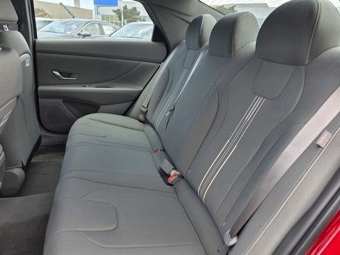 New 2025 Hyundai Elantra Sport image 15