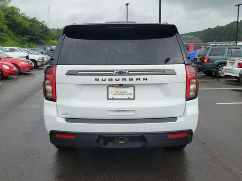 Used 2021 Chevrolet Suburban Z71 w/ Rear Media and Nav Package AWD/4WD image 4