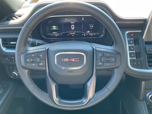 Used 2023 GMC Yukon XL AT4 w/ Technology Package image 16