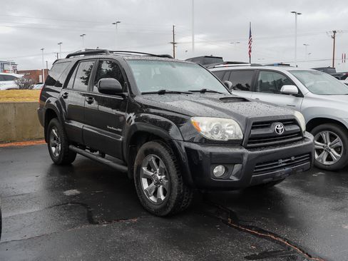 Used 2008 Toyota 4Runner Sport image 2