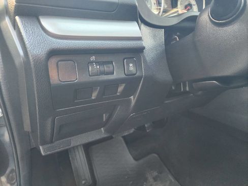 Used 2014 Subaru Impreza 2.0i Sport Premium image 30