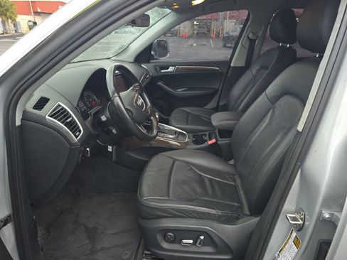 Used 2014 Audi Q5 2.0T Premium w/ Lighting Package image 4