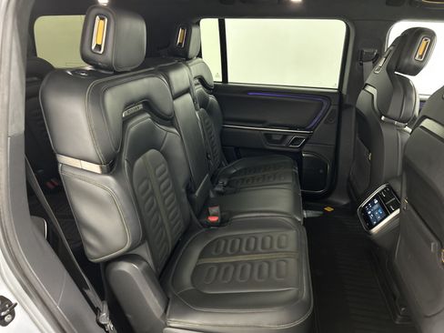 Used 2024 Rivian R1S Adventure Dual AWD/4WD image 23