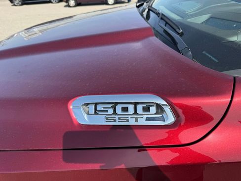 Used 2025 RAM 1500 Laramie w/ Advanced Safety Group II image 9