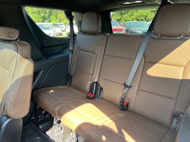 Used 2026 Chevrolet Tahoe High Country AWD/4WD image 41