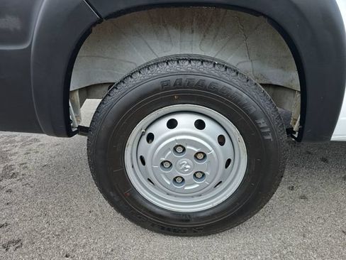 Used 2023 RAM ProMaster 2500 FWD image 30