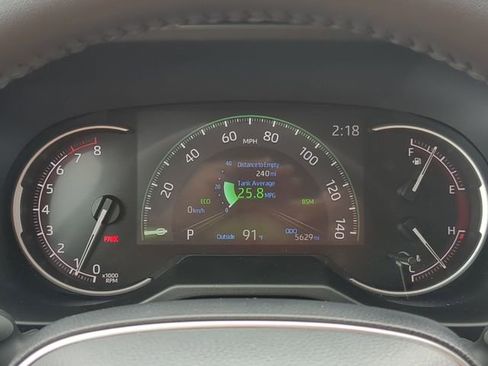 Used 2025 Toyota RAV4 XLE Premium FWD image 20