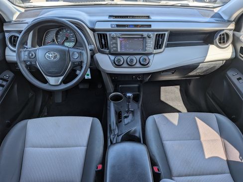 Used 2013 Toyota RAV4 LE FWD image 13