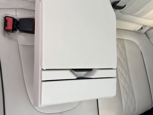 Used 2024 BMW X5 M60i image 32