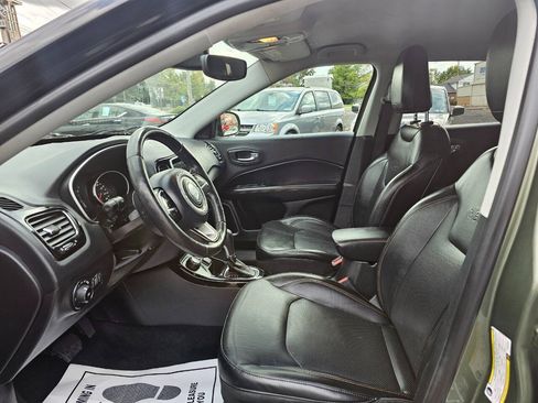 Used 2018 Jeep Compass Limited AWD/4WD image 8