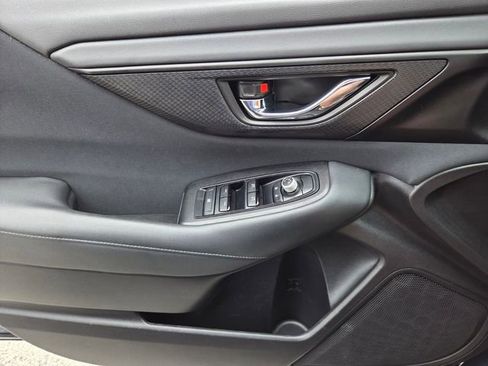 Used 2023 Subaru Outback Premium image 24