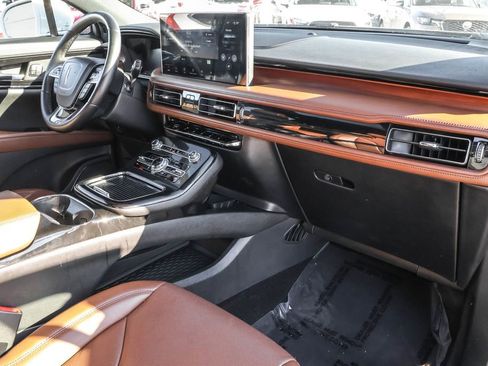 Used 2021 Lincoln Nautilus Reserve w/ Cargo Utility Package image 35