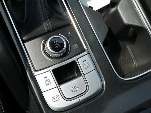 Used 2021 Kia Telluride LX image 18