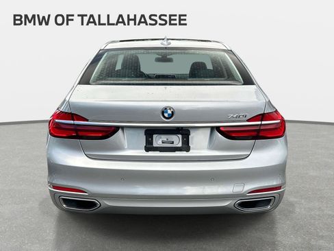 Used 2019 BMW 740i RWD image 7