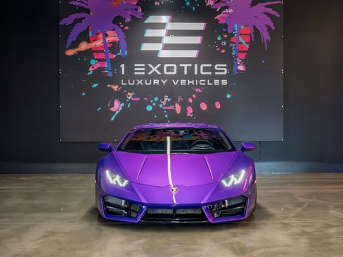 Used 2018 Lamborghini Huracan LP 580-2 RWD image 3