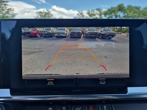 Certified 2023 Chevrolet Silverado 1500 LT AWD/4WD image 31