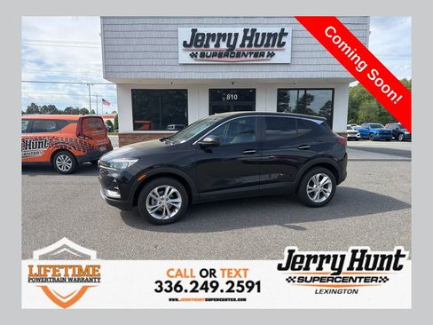 Used 2023 Buick Encore GX Preferred w/ Cold Weather Comfort Package image 1