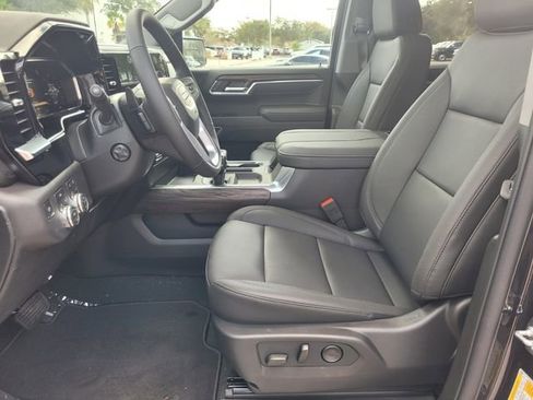New 2026 GMC Sierra 1500 SLT w/ SLT Premium Package image 4