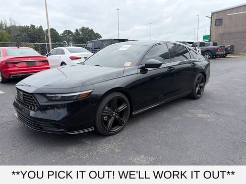 Used 2024 Honda Accord Sport image 3