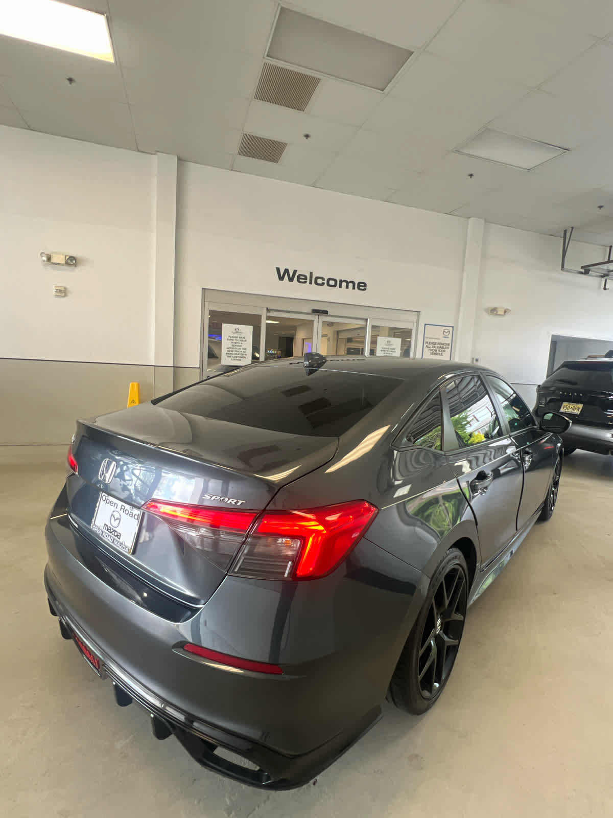 Used 2024 Honda Civic Sport image 6