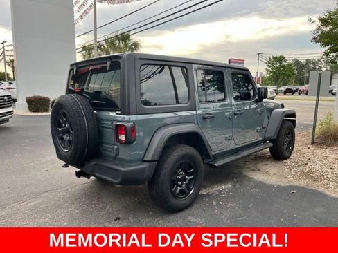 Used 2025 Jeep Wrangler Unlimited Sport AWD/4WD image 2