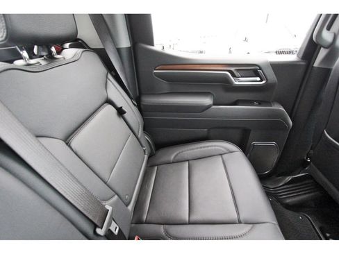 Used 2025 GMC Sierra 1500 Denali w/ Denali Reserve Package AWD/4WD image 11