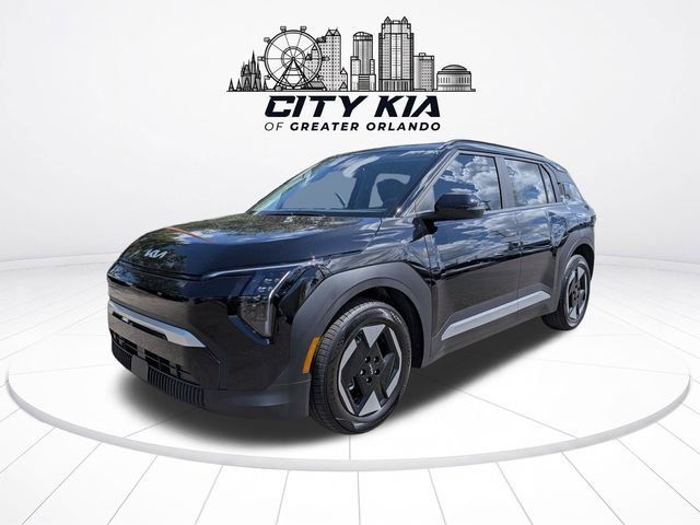 New 2027 Kia EV3 Wind FWD image 2