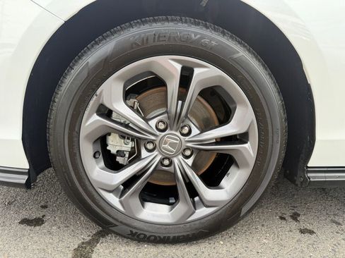 Used 2024 Honda Accord EX-L image 35