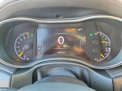 Used 2021 Jeep Grand Cherokee High Altitude image 24