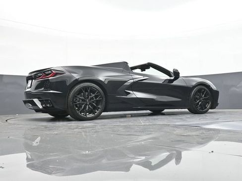 Used 2023 Chevrolet Corvette Stingray Premium Conv w/ Battery Protection Package RWD image 43