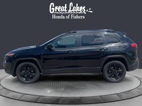 Used 2018 Jeep Cherokee Limited w/ High Altitude Package AWD/4WD image 2