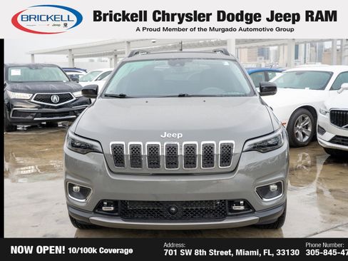 Used 2022 Jeep Cherokee Limited w/ Elite Package image 2