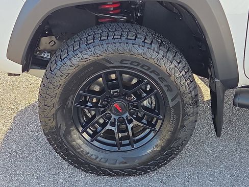 Used 2020 Toyota Tacoma TRD Pro image 7
