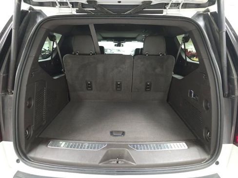 Used 2021 GMC Yukon XL Denali image 11