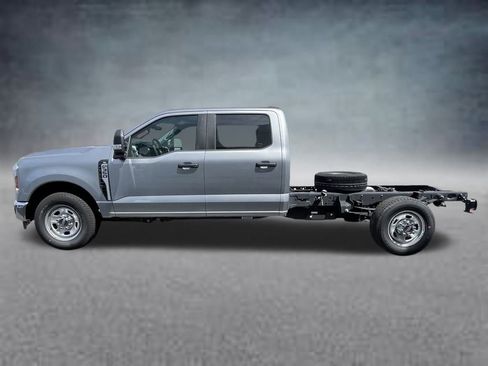 New 2024 Ford F350 XL w/ XL Chrome Package image 14