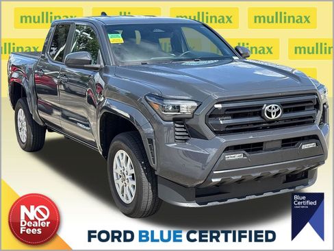 Used 2024 Toyota Tacoma SR5 RWD image 1