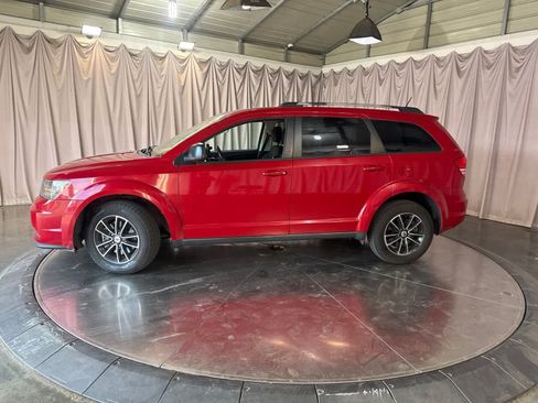 Used 2018 Dodge Journey SE w/ Popular Equipment Group FWD image 6