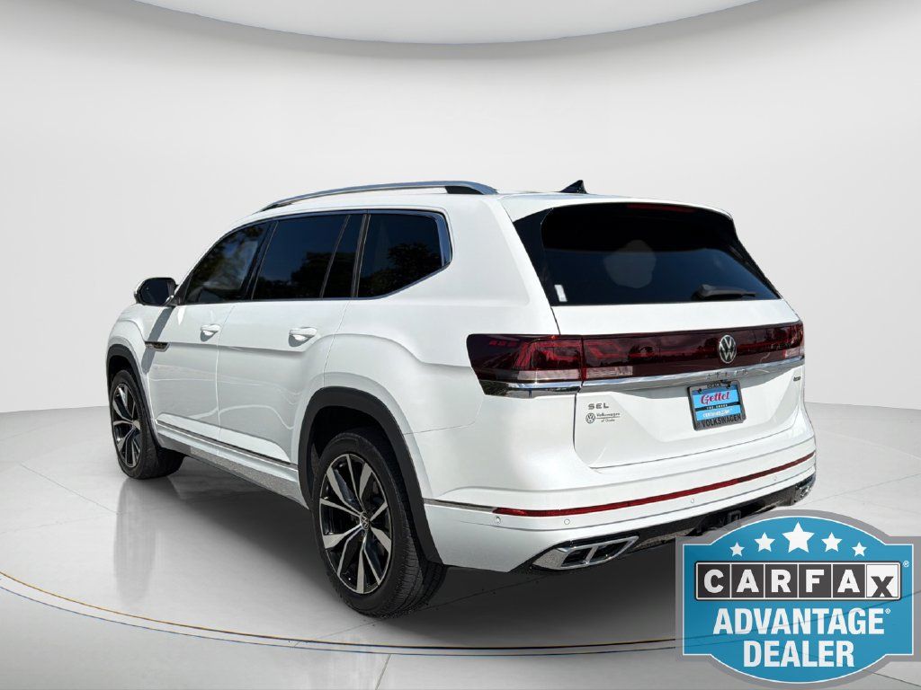 Used 2024 Volkswagen Atlas SEL Premium R-Line AWD/4WD image 7