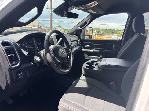 Used 2025 RAM 2500 Big Horn AWD/4WD image 9
