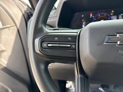 Used 2023 Chevrolet Colorado Trail Boss AWD/4WD image 15