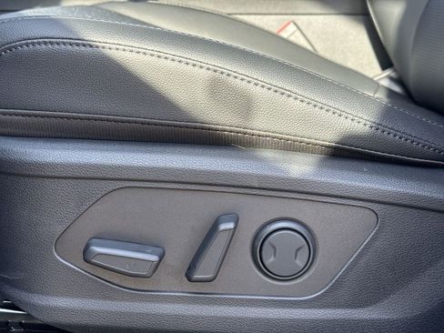 New 2026 Kia Sportage EX image 14