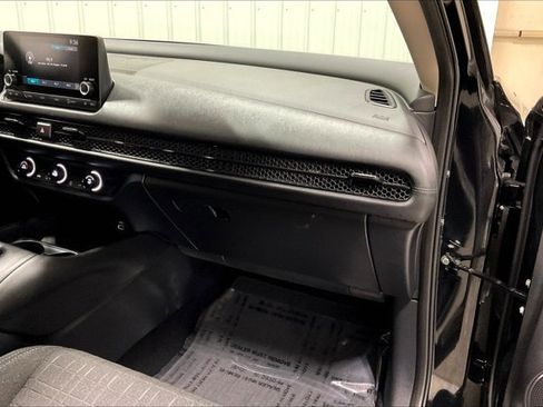Used 2024 Honda HR-V LX image 16