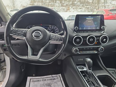 Used 2022 Nissan Sentra SV image 15