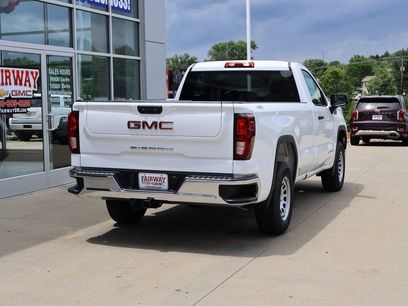 New 2025 GMC Sierra 1500 Pro w/ Pro Value Package