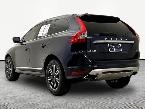Used 2017 Volvo XC60 T5 Dynamic w/ Preferred Option Package FWD image 4