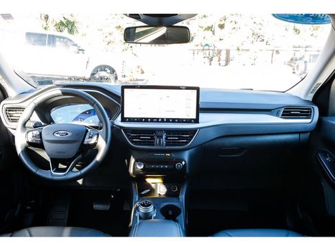 Used 2025 Ford Escape SE w/ PHEV Premium Package FWD image 12