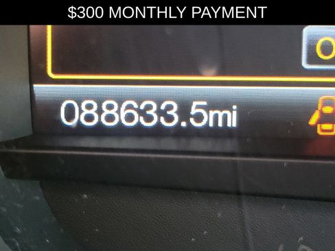 Used 2015 Ford Edge Titanium FWD image 24